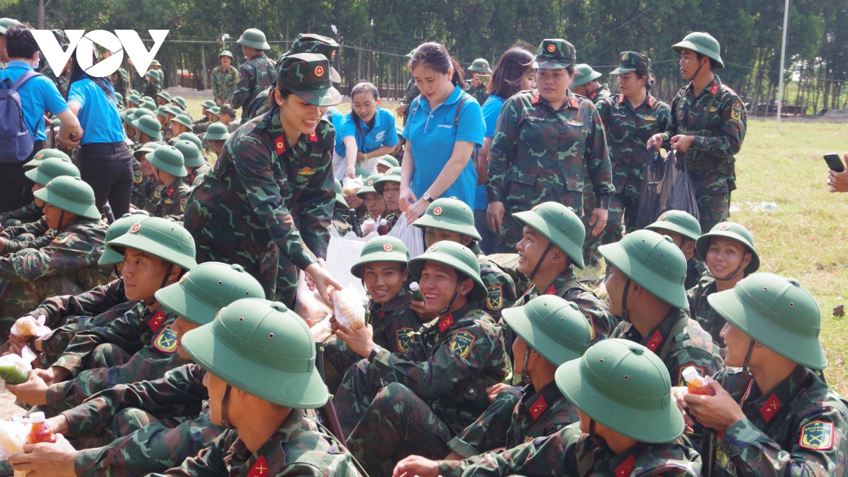 quan khu 7 lan toa mo hinh sang tao tu phong trao thi dua quyet thang hinh anh 1